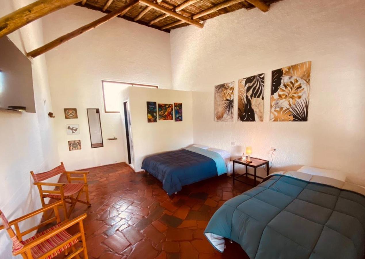 Club Aviva Guatavita - Hostel - Restaurante, Disco & Bar Kültér fotó