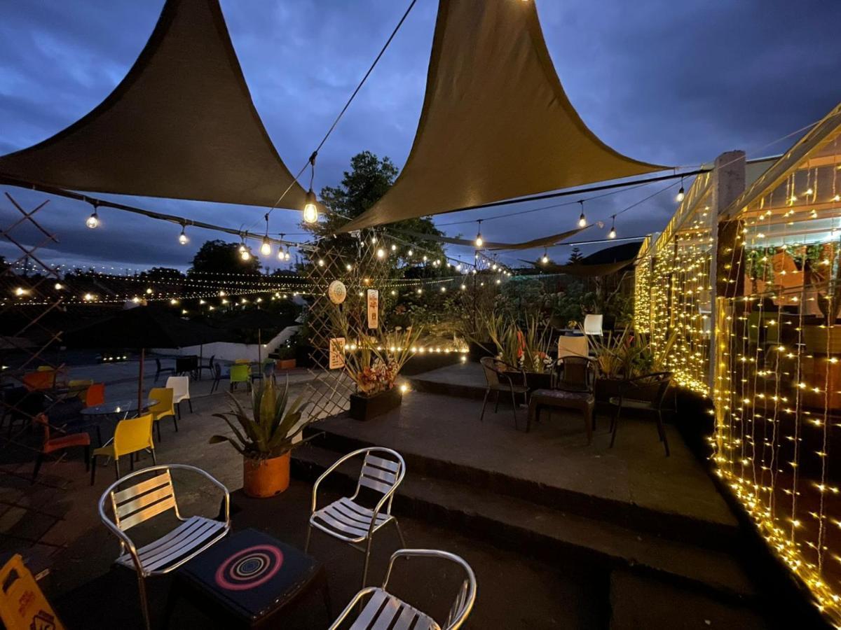 Club Aviva Guatavita - Hostel - Restaurante, Disco & Bar Kültér fotó