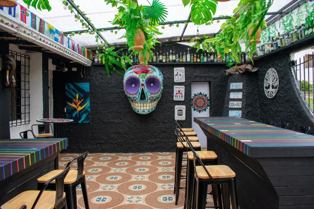 Club Aviva Guatavita - Hostel - Restaurante, Disco & Bar Kültér fotó