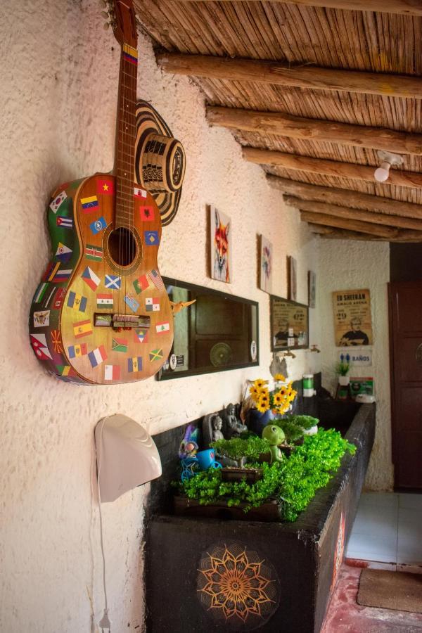 Club Aviva Guatavita - Hostel - Restaurante, Disco & Bar Kültér fotó